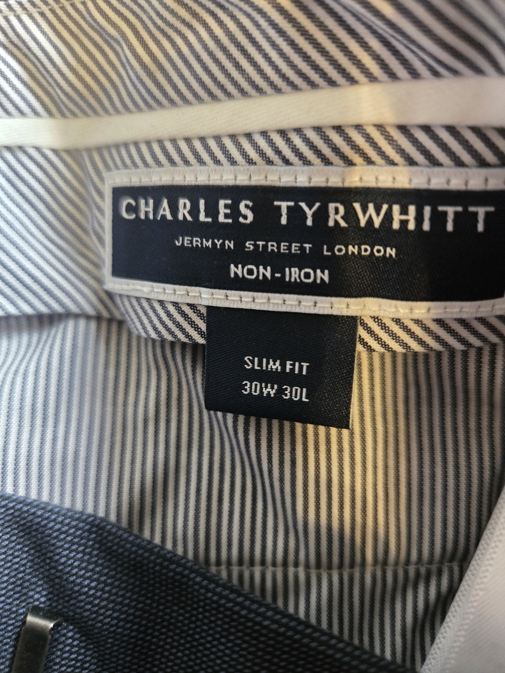 Charles Tyrwhitt Men's Dress Pants in Navy Blue - Picture 5 of 8